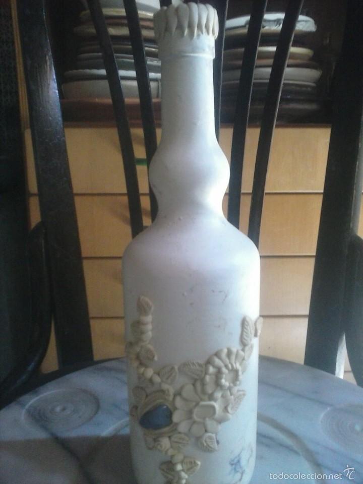 Botellas antiguas: BOTELLA - ARTESANA - DECORACION. - Foto 1