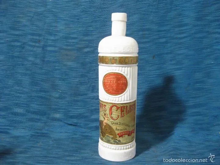 ANTIGUA BOTELLA DE CRISTAL BLANCO DE ANIS CELESTE. FABRICA DE ANISADOS APARICI Y SANZ. JATIVA