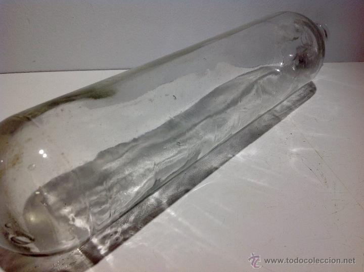 Botellas antiguas: ANTIGUA BOTELLA CON BASE REDONDA A IDENTIFICAR - Foto 4