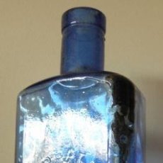 Botellas antiguas: ANTIGUA BOTELLA CEREALES VITAMINADOS LETRAS EN RELIEVE. Lote 58228561