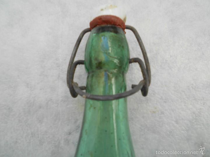 Botellas antiguas: botella agua oxigenada foret - Foto 4