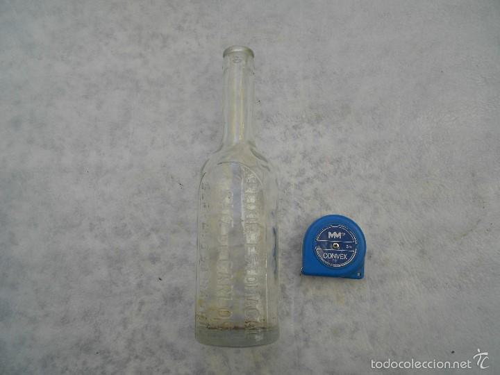 Botellas antiguas: botella elixir estomacal saiz de carlos, serrano 30 madrid - Foto 1