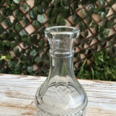 Botellas antiguas: BOTELLA VIDRIO BLANCO. Lote 58564102