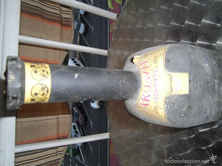 Botellas antiguas: akuavit botella negra de 70cl - Foto 1