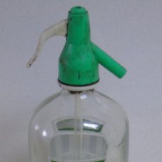 Botellas antiguas: BOTELLA SIFÓN HIGIÉNICO. AGUA DE SELTZ BETICA. LA FLOR SEVILLANA. 1750 GR. Lote 58959400
