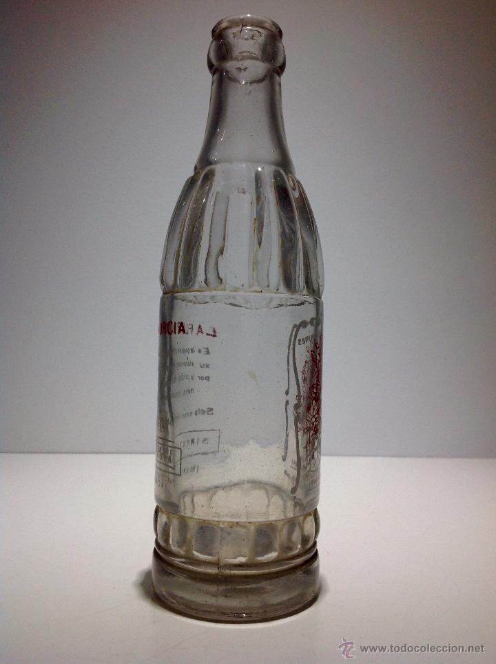 Botellas antiguas: ANTIGUA BOTELLA DE * LA FLOR DE MURCIA * - Foto 4