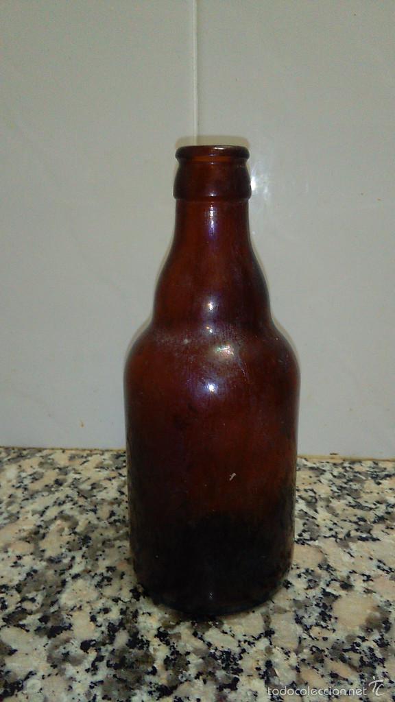Botellas antiguas: BOTELLA CERVEZA LETRAS Y N&ordm; EN LA BASE - Foto 4