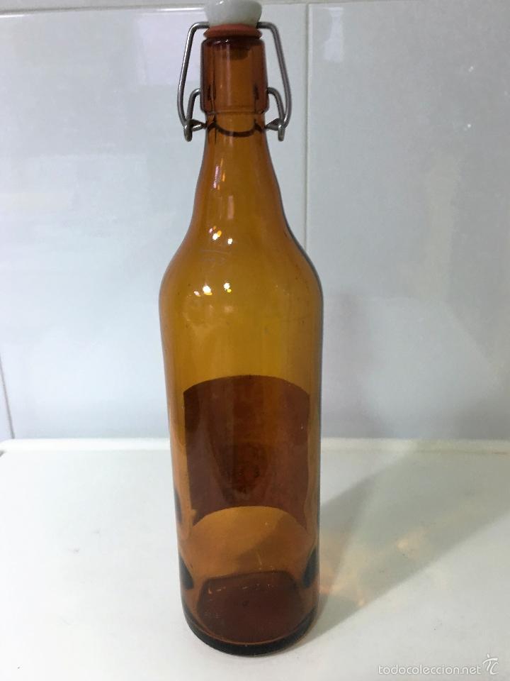 Botellas antiguas: BOTELLA DE CERVEZA EICH HOF BIER - Foto 2