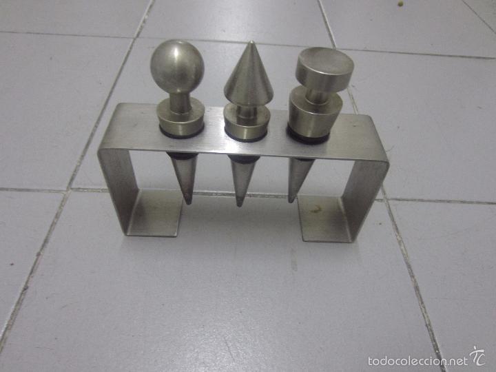 Botellas antiguas: tapones de aluminio - Foto 1