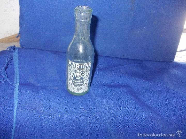Botellas antiguas: botellin martini - Foto 1