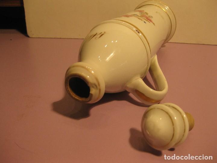 Botellas antiguas: botella de porcelana - Foto 1
