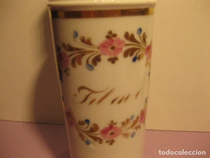 Botellas antiguas: botella de porcelana - Foto 4