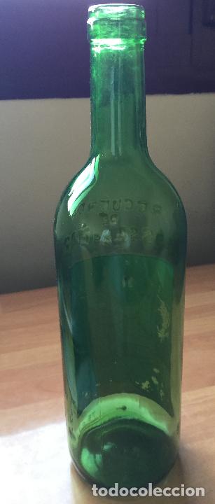 Botellas antiguas: Botella de recuerdo A&ntilde;os 80 - Foto 2