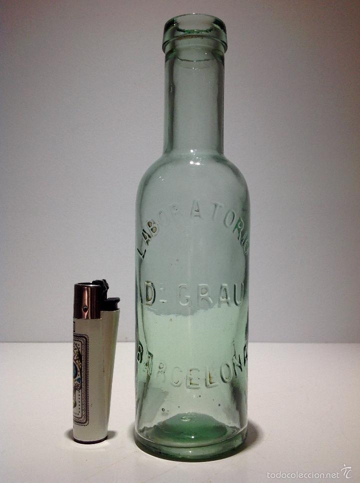 Botellas antiguas: IGUA BOTELLA LABORATORIOS DR. GRAU BARCELONA - Foto 3