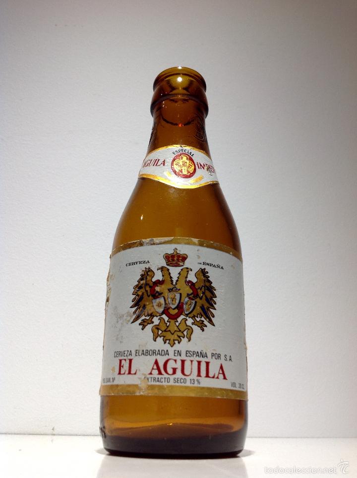 Botellas antiguas: Botella de cerveza El Águila Imperial. 20cl. Etiqueta de papel - Foto 4 - 62001436