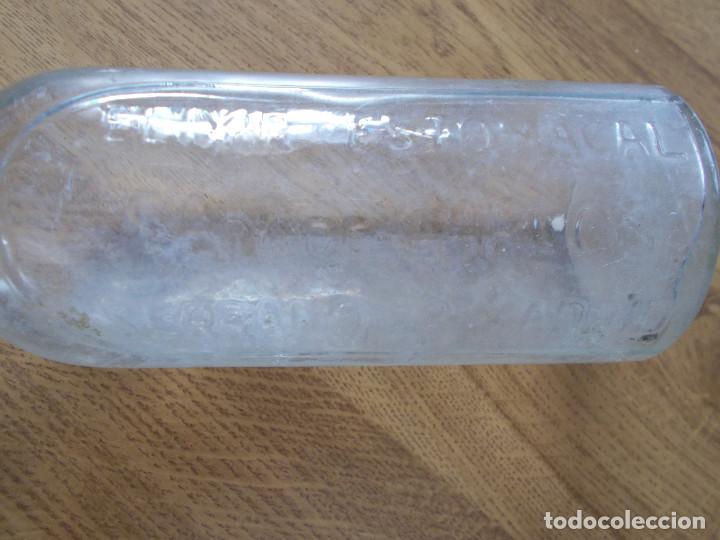 Botellas antiguas: BOTELLA ELIXIR ESTOMACAL SAIZ DE CARLOS - Foto 2