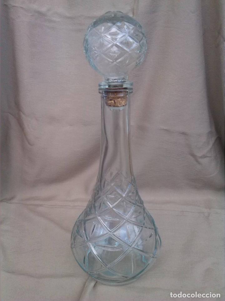 Botellas antiguas: BOTELLA DE CRISTAL - Foto 1