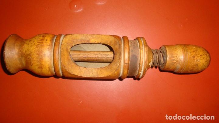 Botellas antiguas: ENCORCHADOR DE BORELLAS - Foto 1