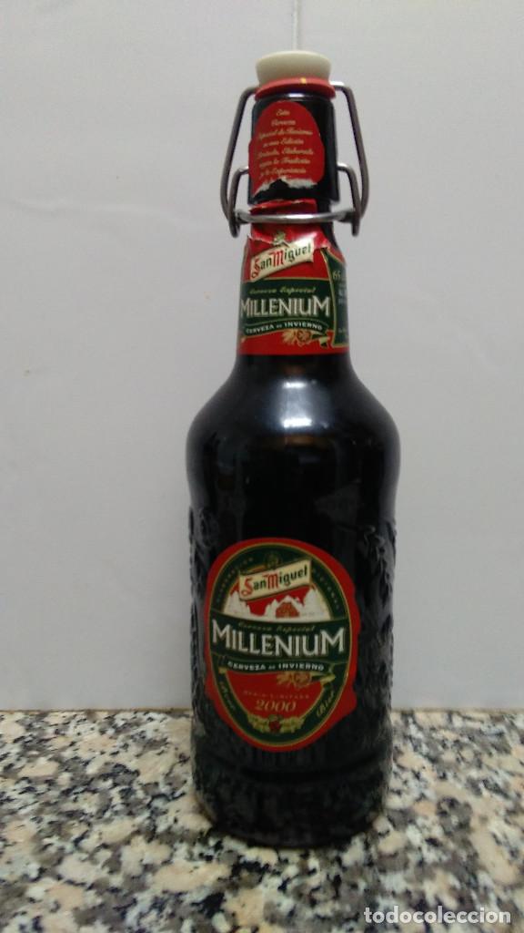 Botellas antiguas: BOTELLA CERVEZA SAN MIGUEL MILLENIUM - Foto 1