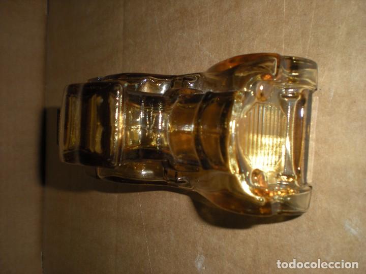 Botellas antiguas: botella de cristal con forma de coche antiguo - Foto 2