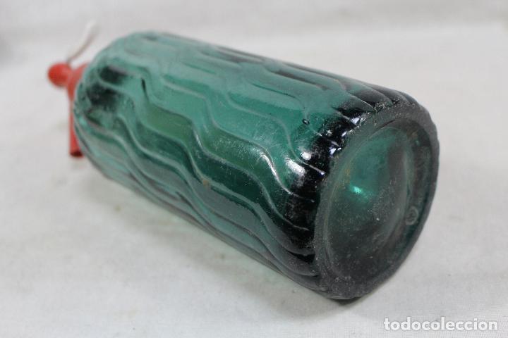 Botellas antiguas: botella de sifon la revoltosa - Foto 2