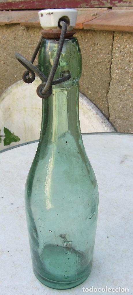 Botellas antiguas: botella agua oxigenada Foret - Foto 3