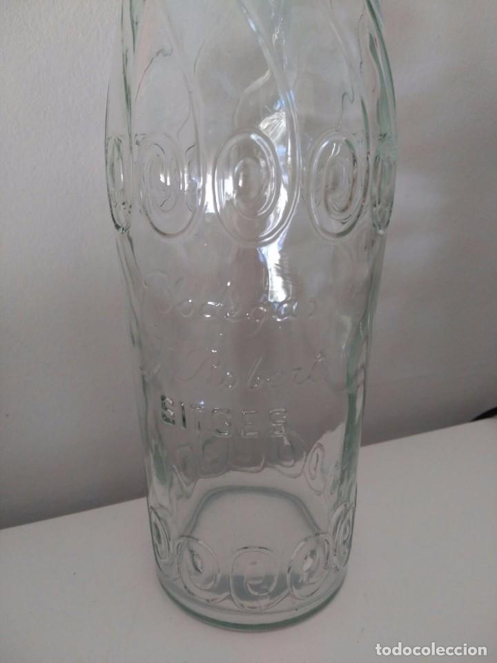 Botellas antiguas: BOTELLA BODEGAS J. ROBERT. SITGES. - Foto 2