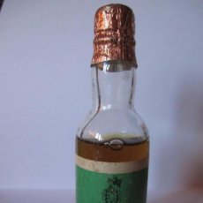 Botellas antiguas: PEQUEÑA BOTELLA MENTA ORTE MADRID. Lote 84352468