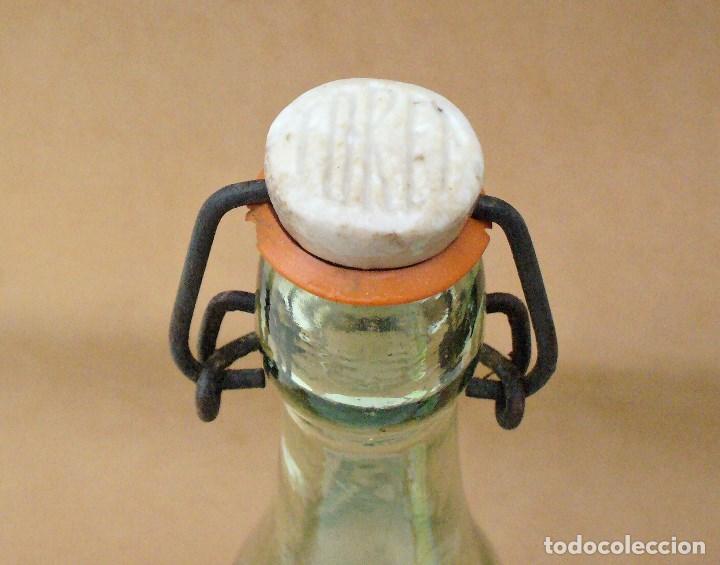 Botellas antiguas: BOTELLA DE AGUA OXIGENADA FORET 1 LITRO. - Foto 4