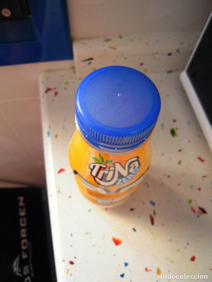Botellas antiguas: Botella vac&iacute;a TriNa Zero Naranja - Foto 4