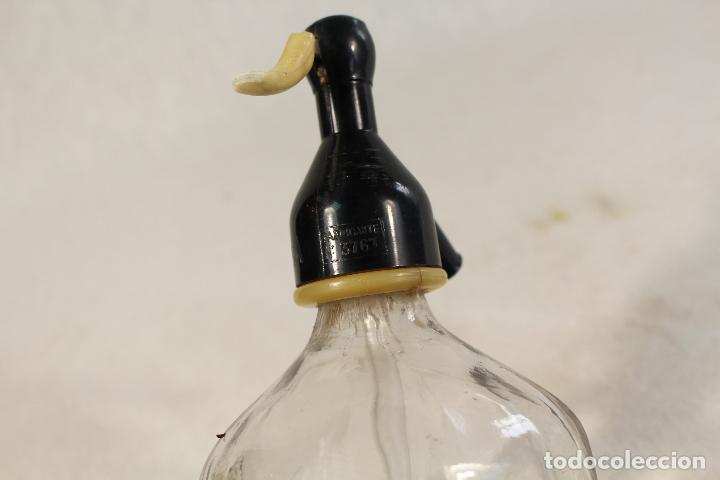 Botellas antiguas: botella de sifon la pitusa - Foto 2