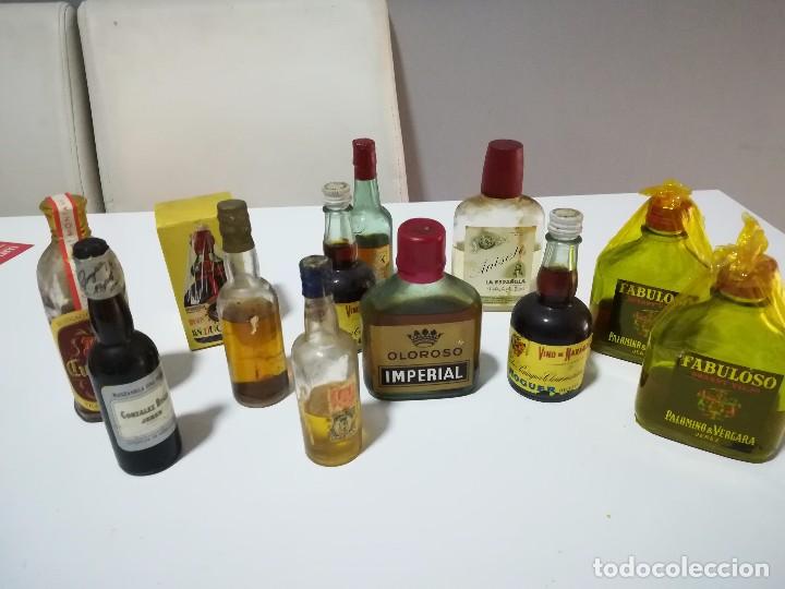 Botellas antiguas: Lote de botellines antiguos. - Foto 1