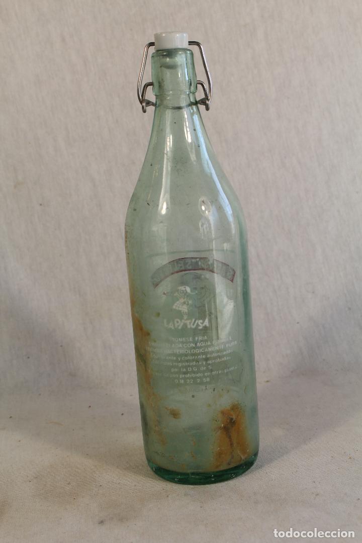 Botellas antiguas: botella gaseosa marca la pitusa - Foto 2