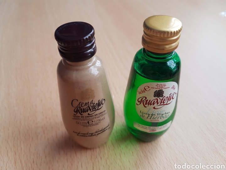 Mini botellas, botellitas miniatura Ruavieja Licor de hierbas