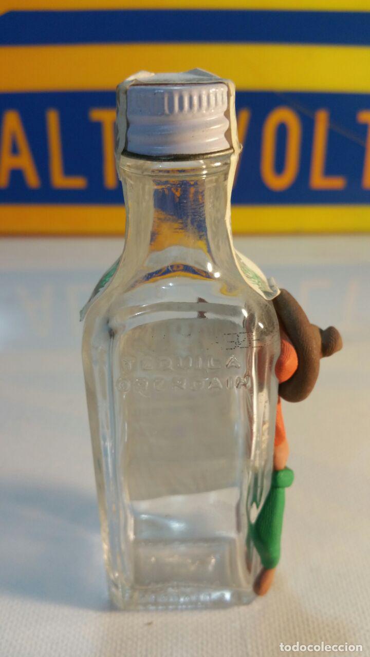 Botellas antiguas: BOTELLIN TEQUILA ORENDAIN - Foto 3