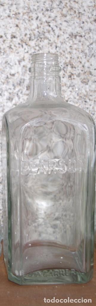 Botellas antiguas: BOTELLA VAC&Iacute;A DE PEARSON - Foto 1