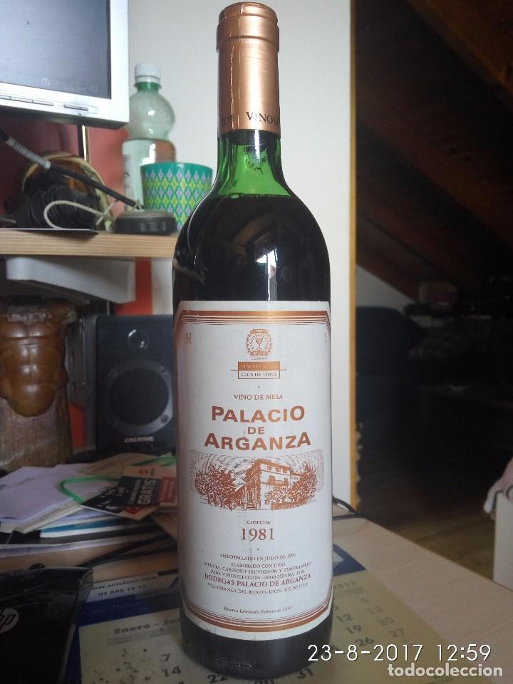 Botellas antiguas: Vino Palacio de Arganza - 1981 - Foto 1