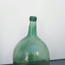 Botellas antiguas: ANTIGUA BOTELLA GARRAFA DAMAJUANA GRANDE DE 16 LITROS MARCADA EN RELIEVE BARCELONA