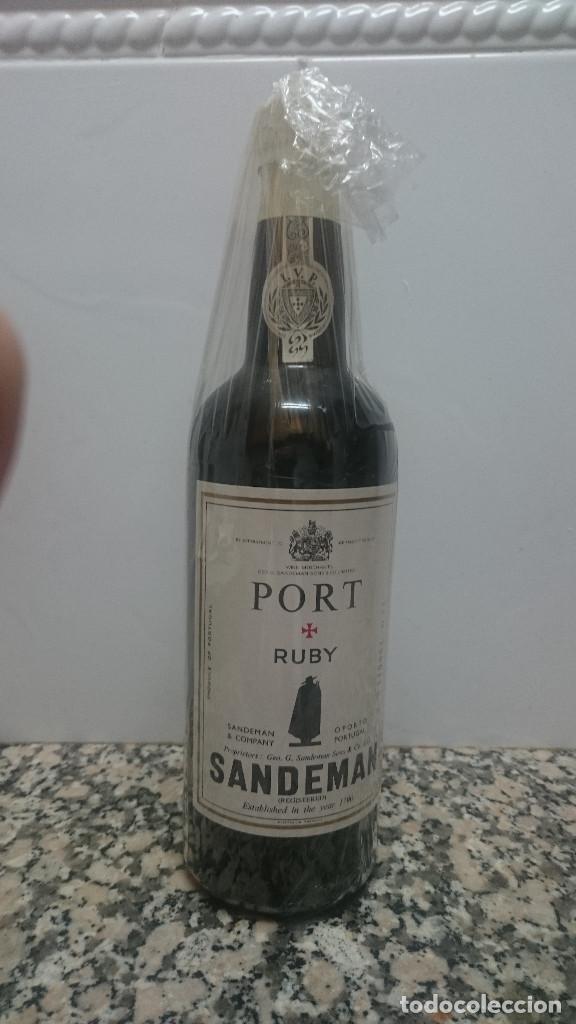 Botellas antiguas: ANTIGUA BOTELLA PORT RUBY SANDEMAN - Foto 1