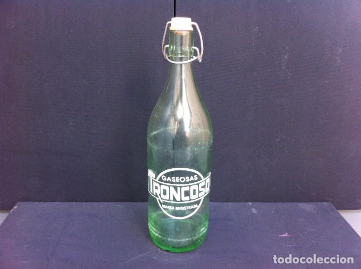 Botellas antiguas: BOTELLA DE GASEOSA (TRONCOSO) - Foto 1