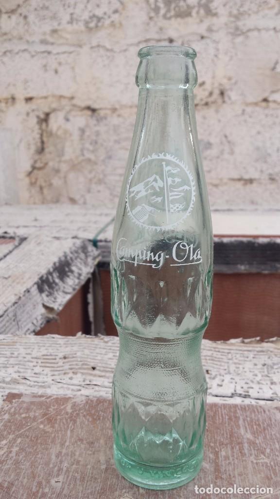 Botellas antiguas: antigua botella camping ola - Foto 1