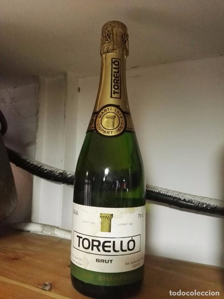 Botellas antiguas: Cava torrello brut - Foto 1