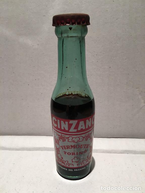 Botellas antiguas: ANTIGUA BOTELLA DE CINZANO SIN ABRIR - Foto 1