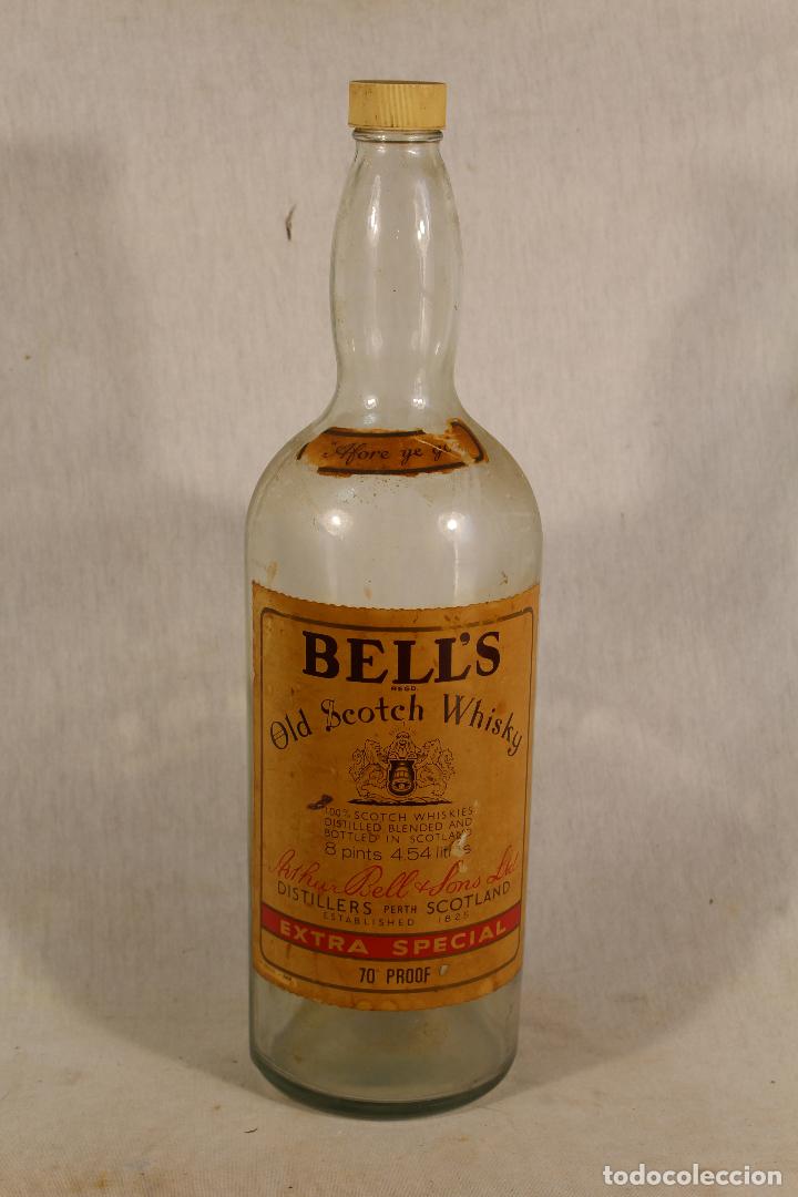 Botellas antiguas: botella bells old scotch wisky - Foto 1