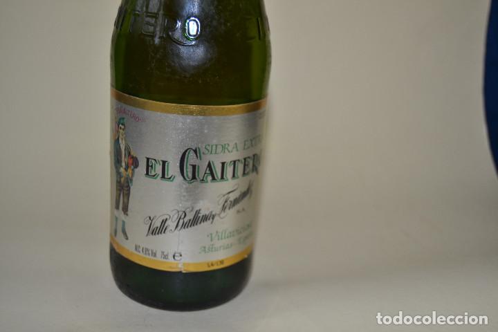 Botellas antiguas: BOTELLA DE SIDRA EL GAITERO SIN ABRIR - Foto 2