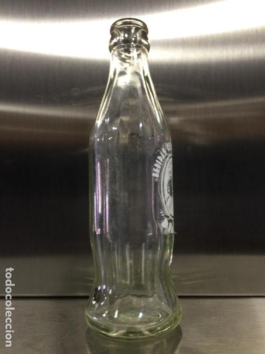Botellas antiguas: RARA BOTELLA DE REFRESCOS DIANA - Foto 3