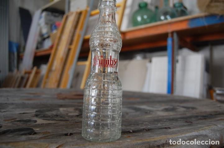 Botellas antiguas: Botella de refresco marca SUMBY - Foto 3
