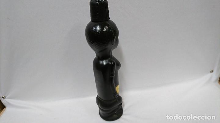Botellas antiguas: BOTELLA VAC&Iacute;A DE LICOR VUDU - Foto 4