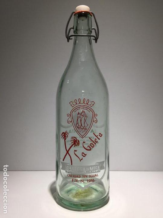 Botellas antiguas: Botella de gaseosa la goleta - Foto 1