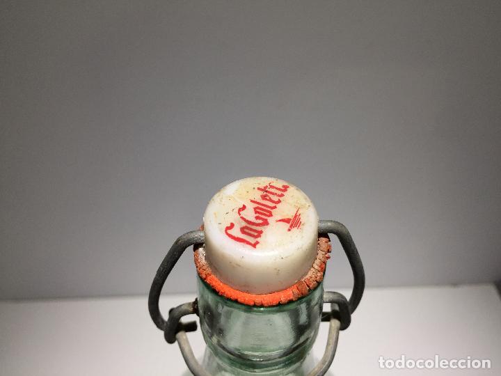 Botellas antiguas: Botella de gaseosa la goleta - Foto 4